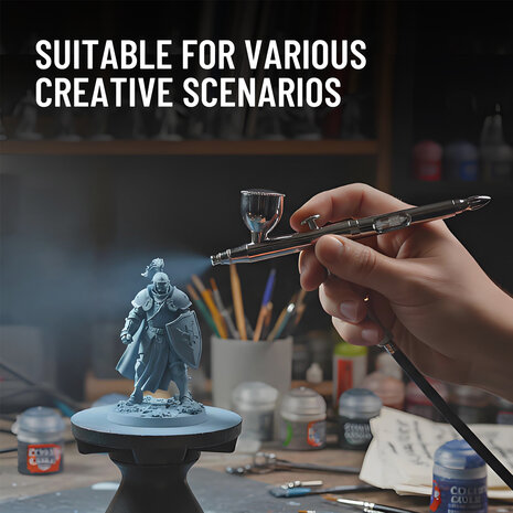 Airgoo Premium dubbelwerkende airbrush AG-216 met nieuw ontworpen zelfcentrerende sproeiers.